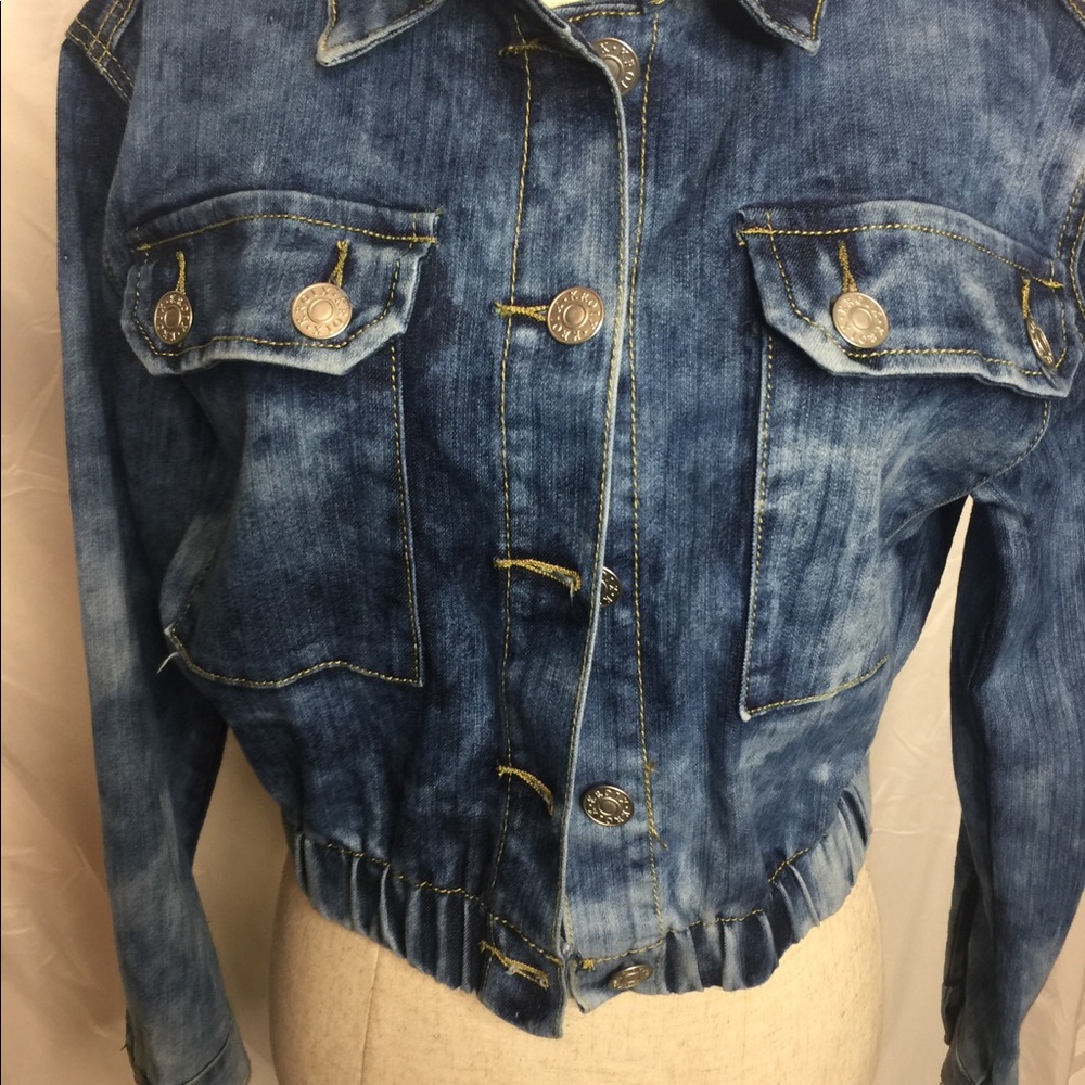 Blue jean jacket - Picture 2 of 3